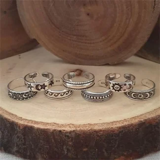 Carved Toe Rings with Star and Moon Design