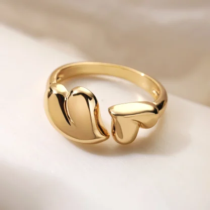 Elegant Toe Ring with Double Heart Design