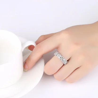 Elastic Toe Ring with Rhinestone Inspired Decor - Image 6